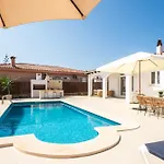 Nuralux - Vistas Espectaculares, Piscina Privada Y Bbq Βίλα *