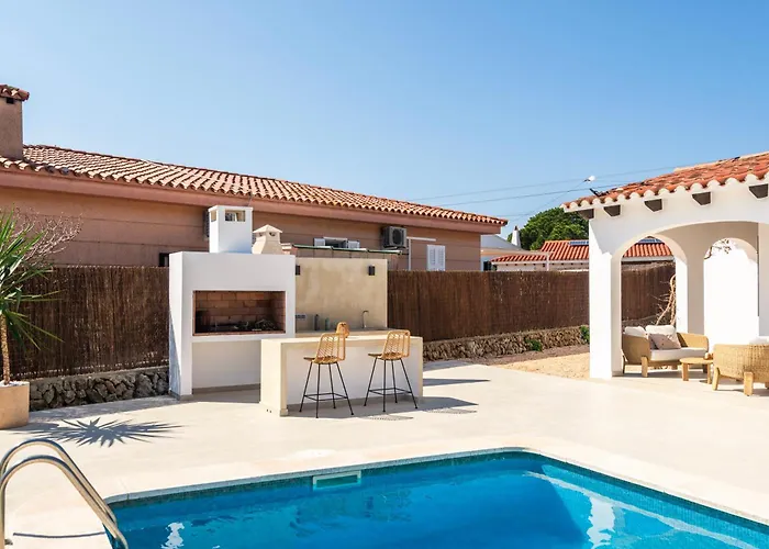 וילה Nuralux - Vistas Espectaculares, Piscina Privada Y Bbq