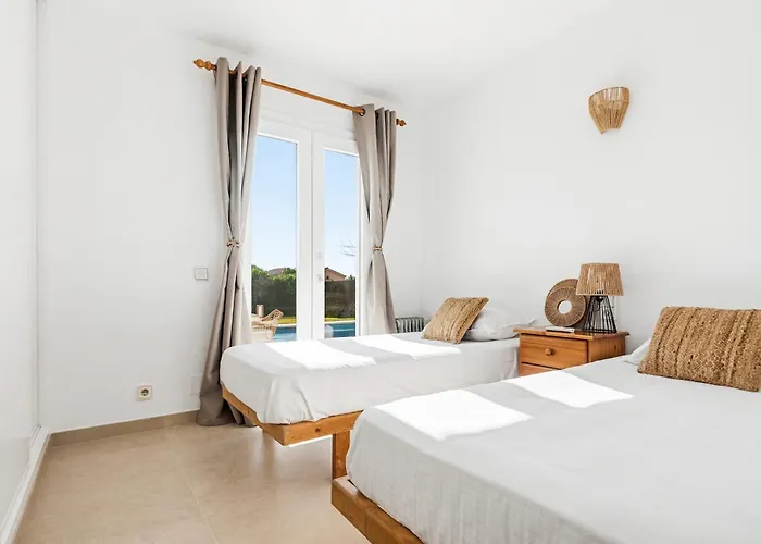 Nuralux - Vistas Espectaculares, Piscina Privada Y Bbq וילה