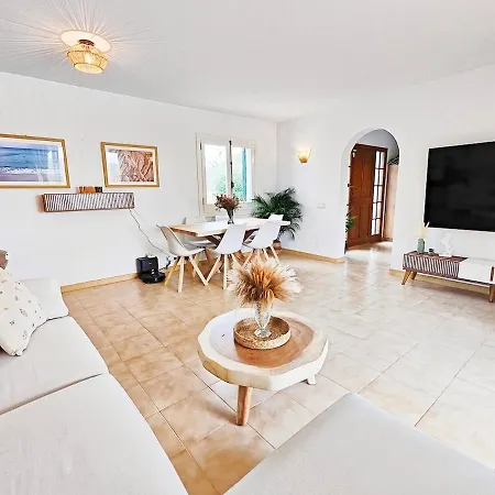 Nuralux - Vistas Espectaculares, Piscina Privada Y Bbq Vila Sant Climent