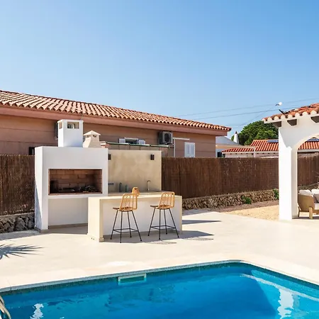 Вилла Nuralux - Vistas Espectaculares, Piscina Privada Y Bbq