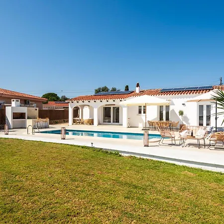 Вилла Nuralux - Vistas Espectaculares, Piscina Privada Y Bbq